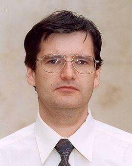 Dr. Péter Telek